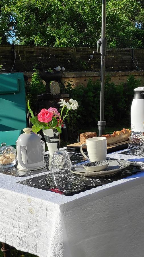 Les Papouz Bed & Breakfast Gommecourt ภายนอก รูปภาพ